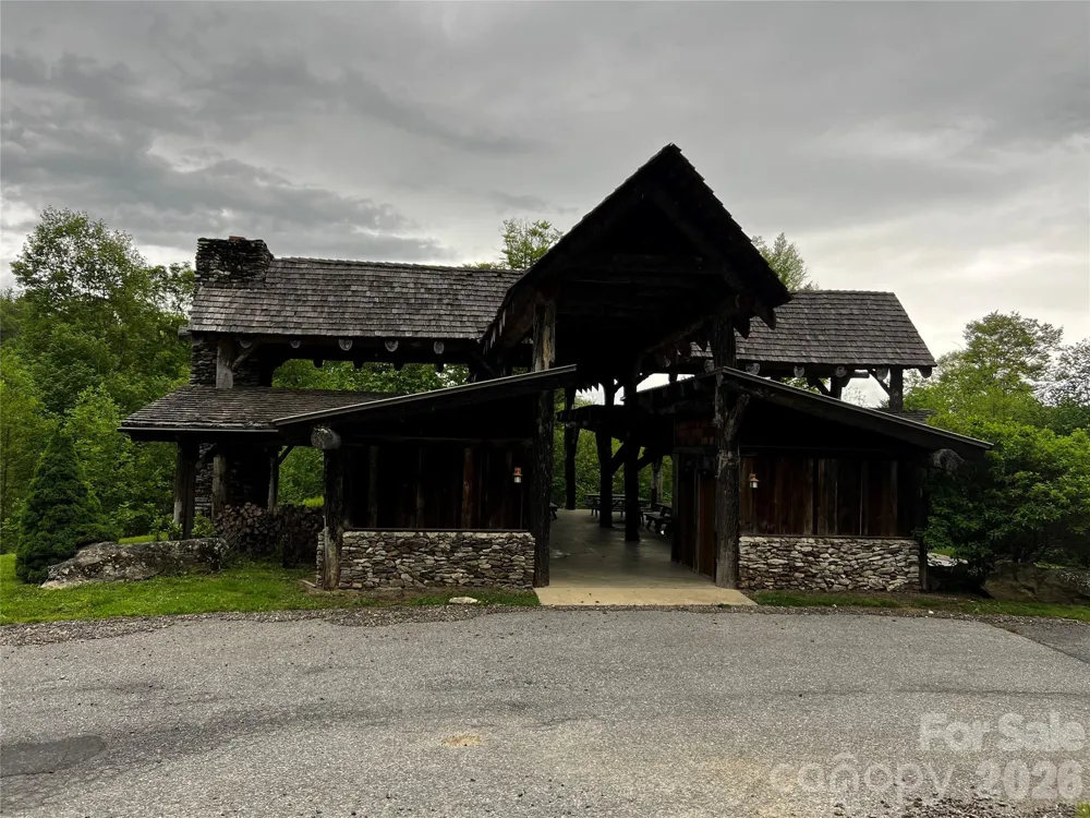 1 Pearl Way Mars Hill, NC 28754
