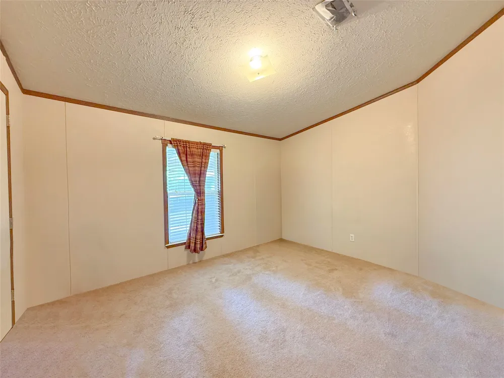 845 Caldwell Street Lexington, TX 78947
