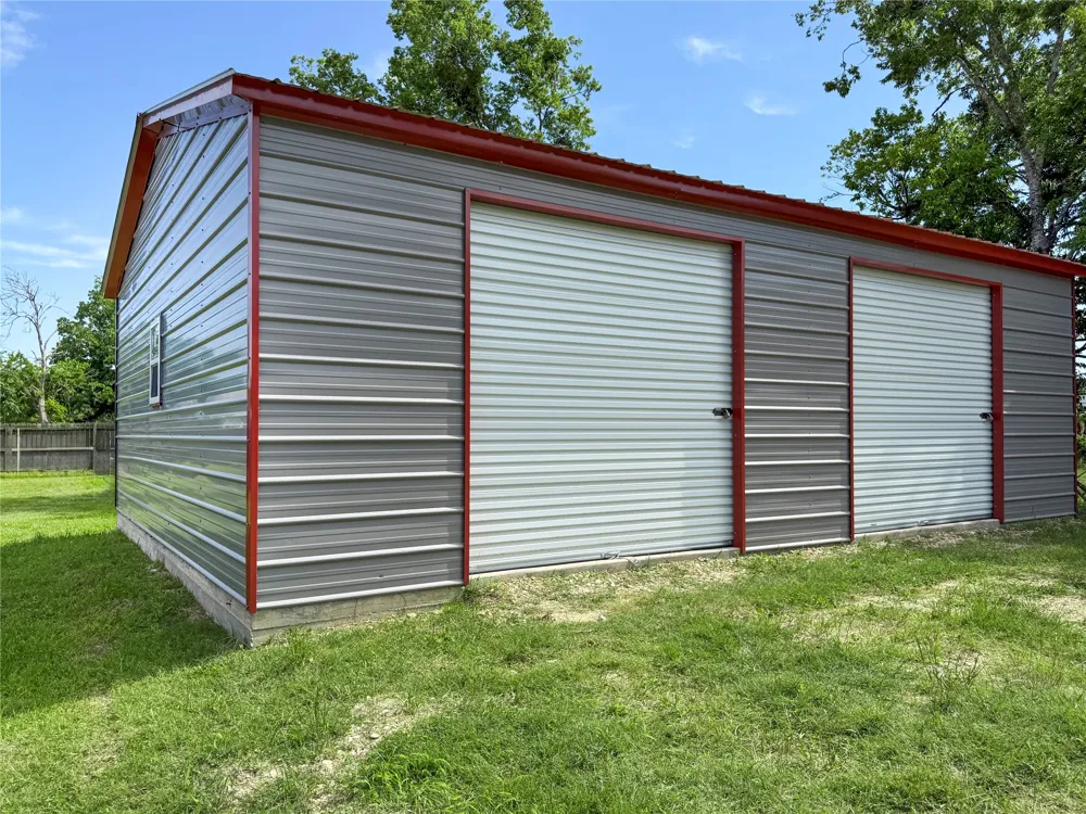 845 Caldwell Street Lexington, TX 78947