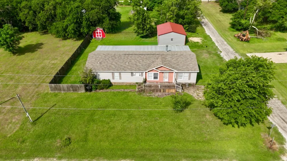 845 Caldwell Street Lexington, TX 78947