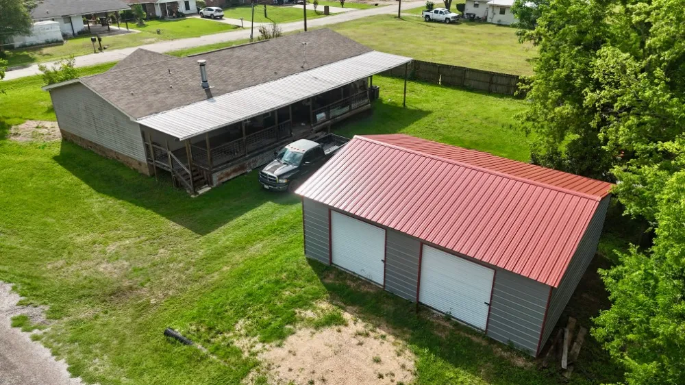 845 Caldwell Street Lexington, TX 78947