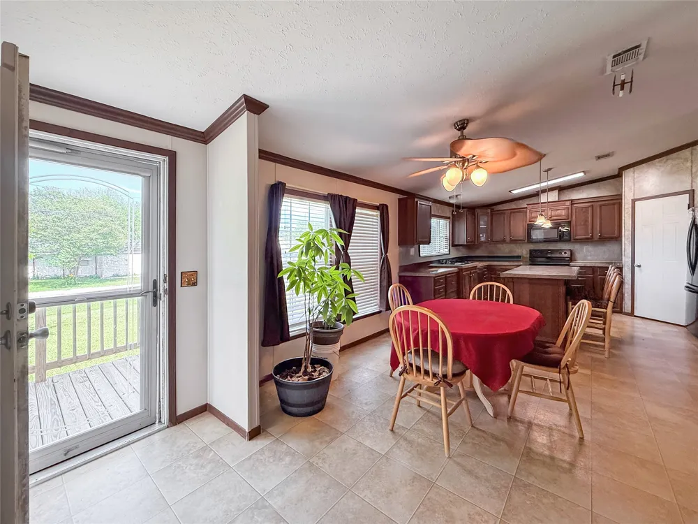 845 Caldwell Street Lexington, TX 78947