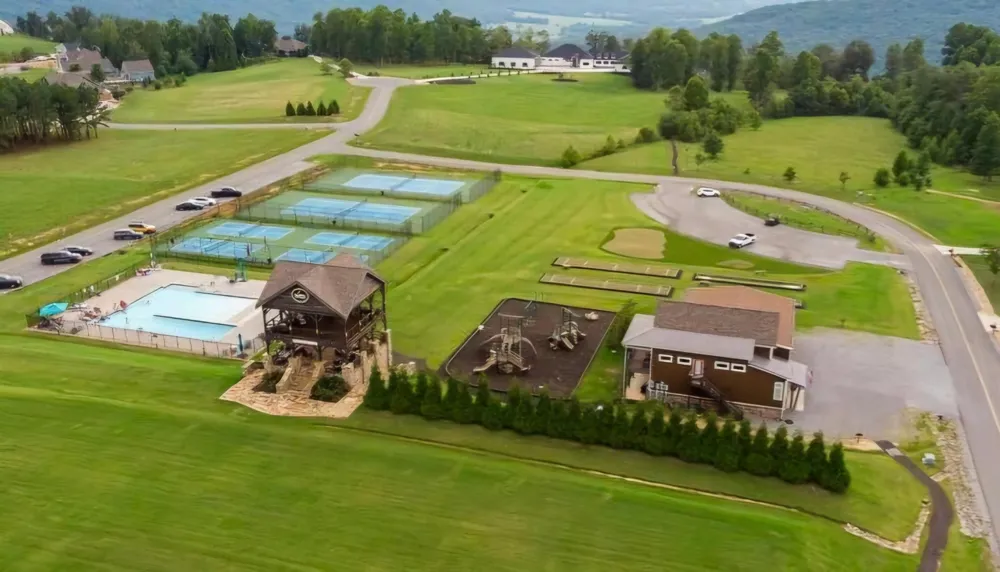 6070 Raulston Falls Road Jasper, TN 37347