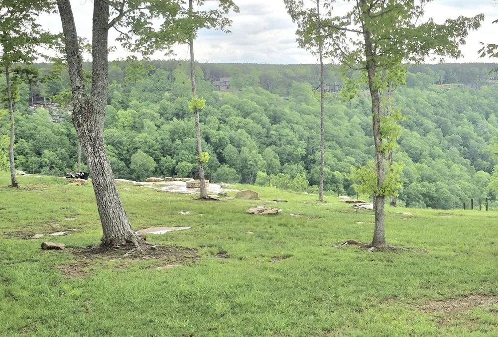 6070 Raulston Falls Road Jasper, TN 37347
