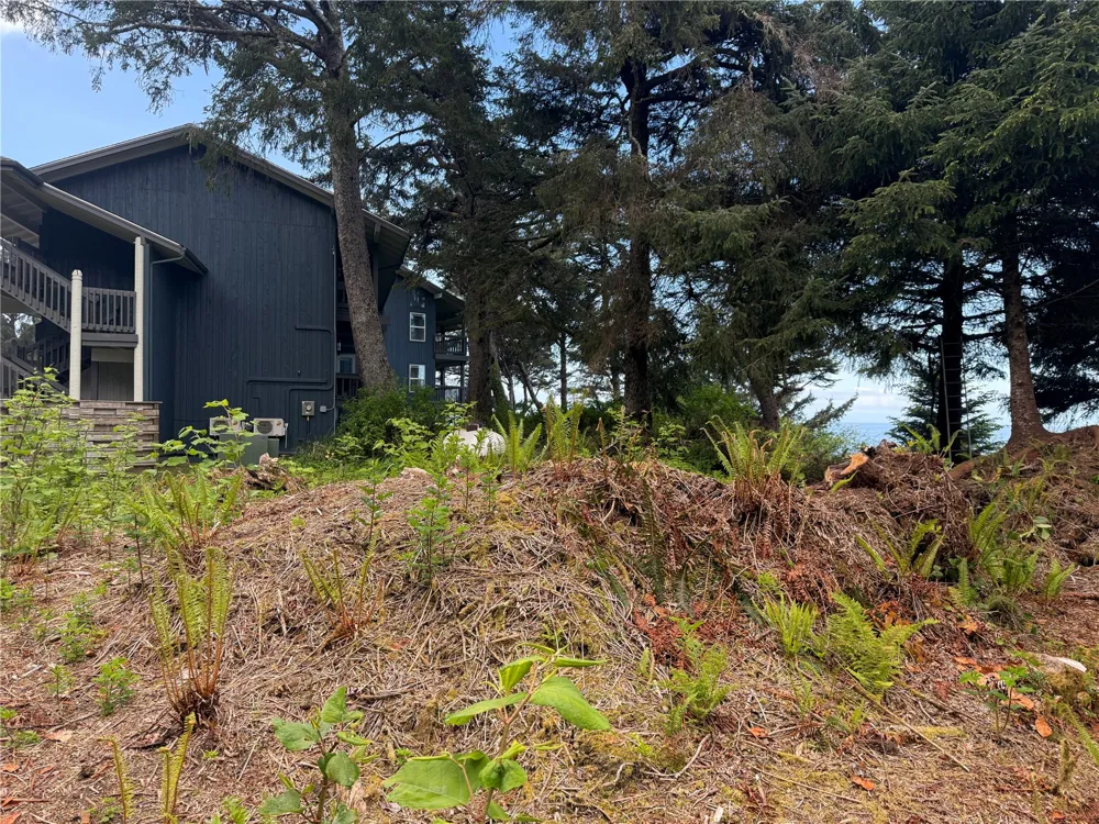 4653 State Route 109 Moclips, WA 98562