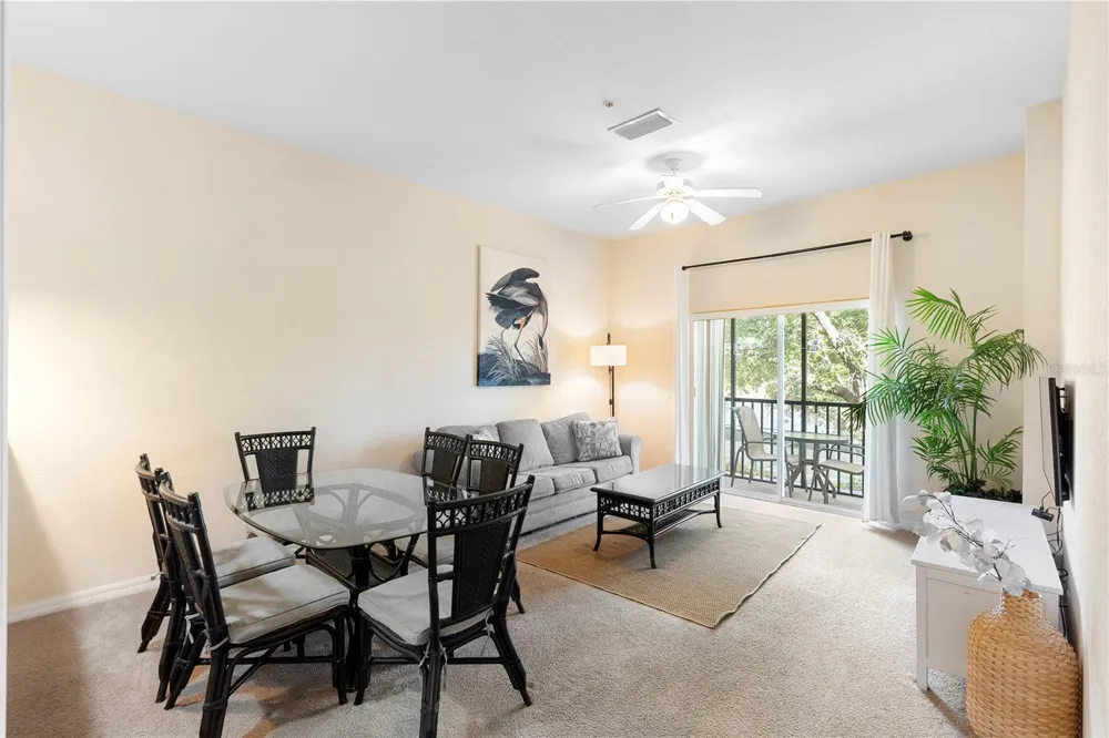 607 GRAN BAHAMA BOULEVARD #B29/U607 Davenport, FL 33897