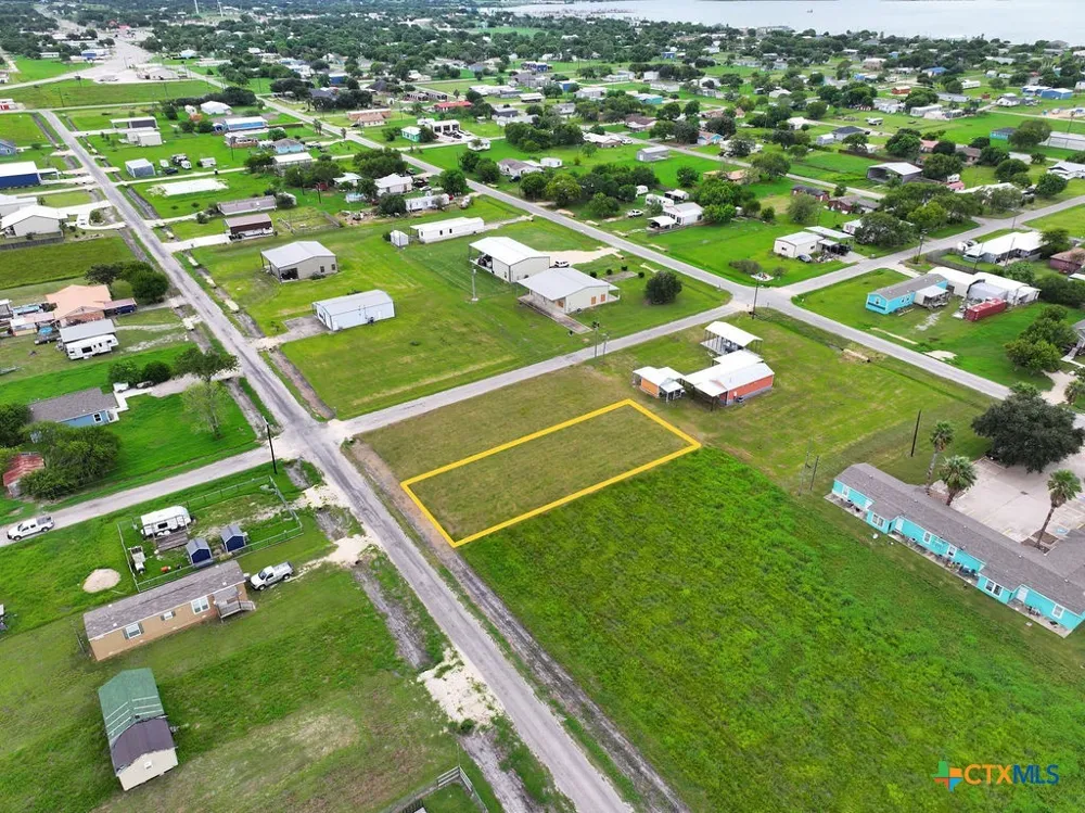 1303 Bill Tindall Drive Seadrift, TX 77983