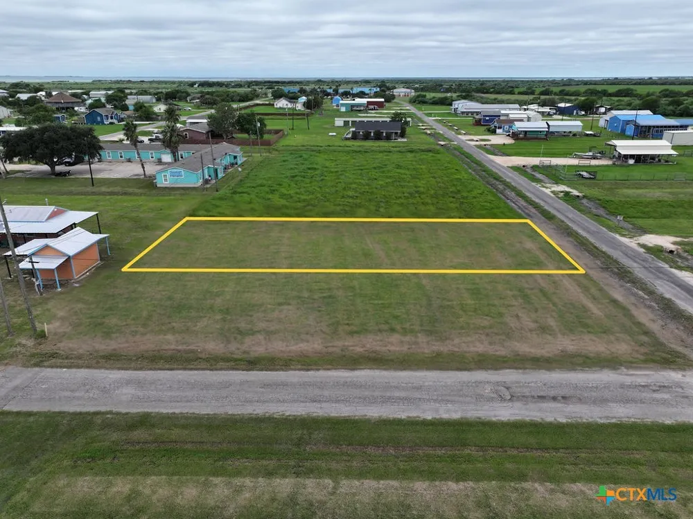 1303 Bill Tindall Drive Seadrift, TX 77983