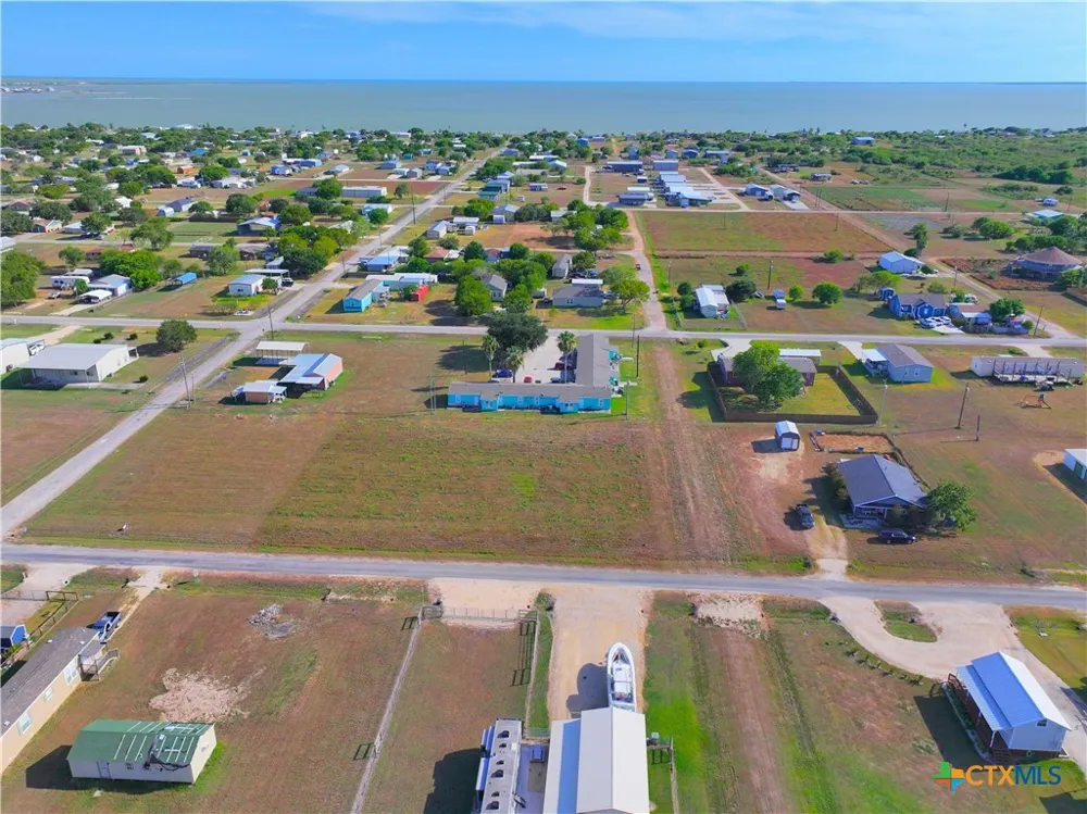 1303 Bill Tindall Drive Seadrift, TX 77983