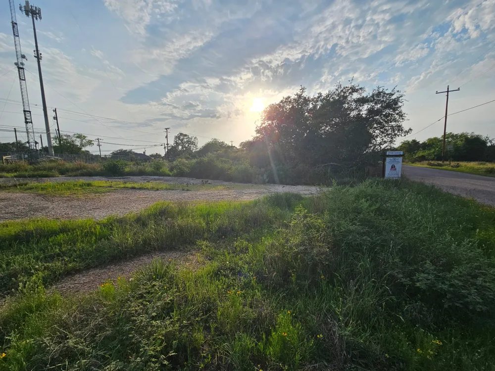 17018 Sweetbriar Drive Granite Shoals, TX 78654