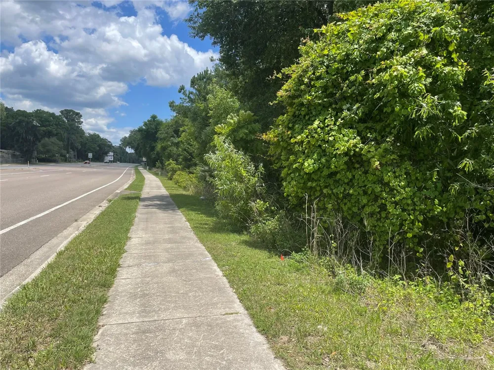 000 SE HAWTHORNE ROAD Hawthorne, FL 32640