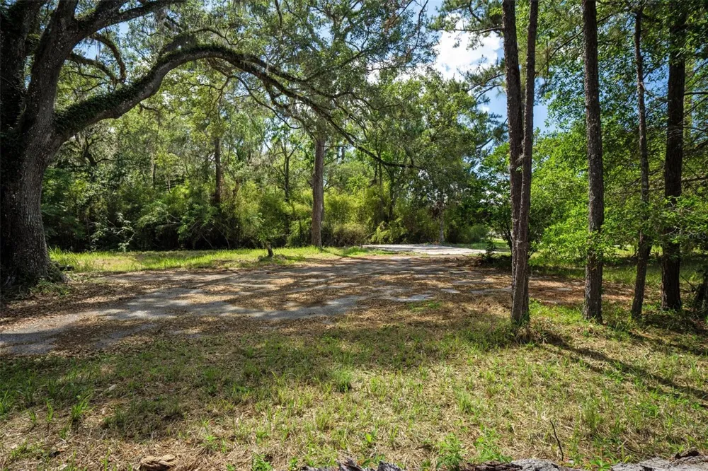 17166 CORTEZ BOULEVARD Brooksville, FL 34601