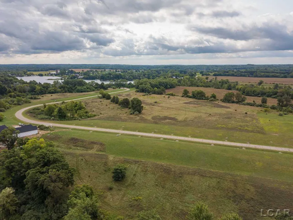 109 Bloomfield Boulevard Cambridge Township, MI 49230