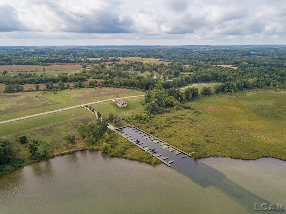 109 Bloomfield Boulevard Cambridge Township, MI 49230