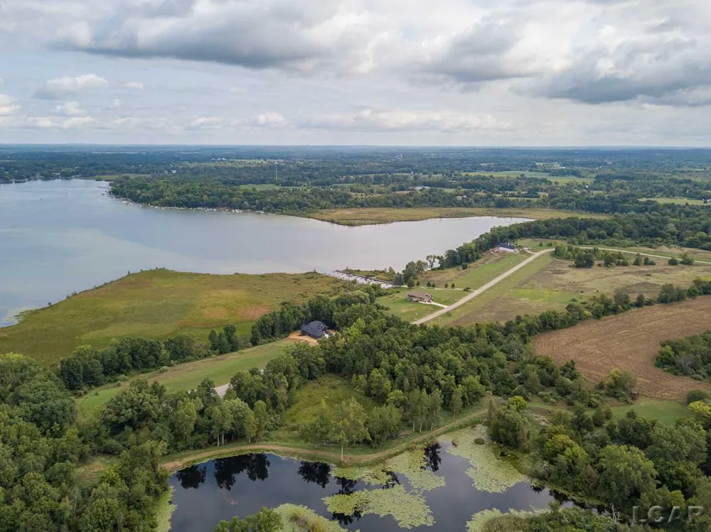 109 Bloomfield Boulevard Cambridge Township, MI 49230
