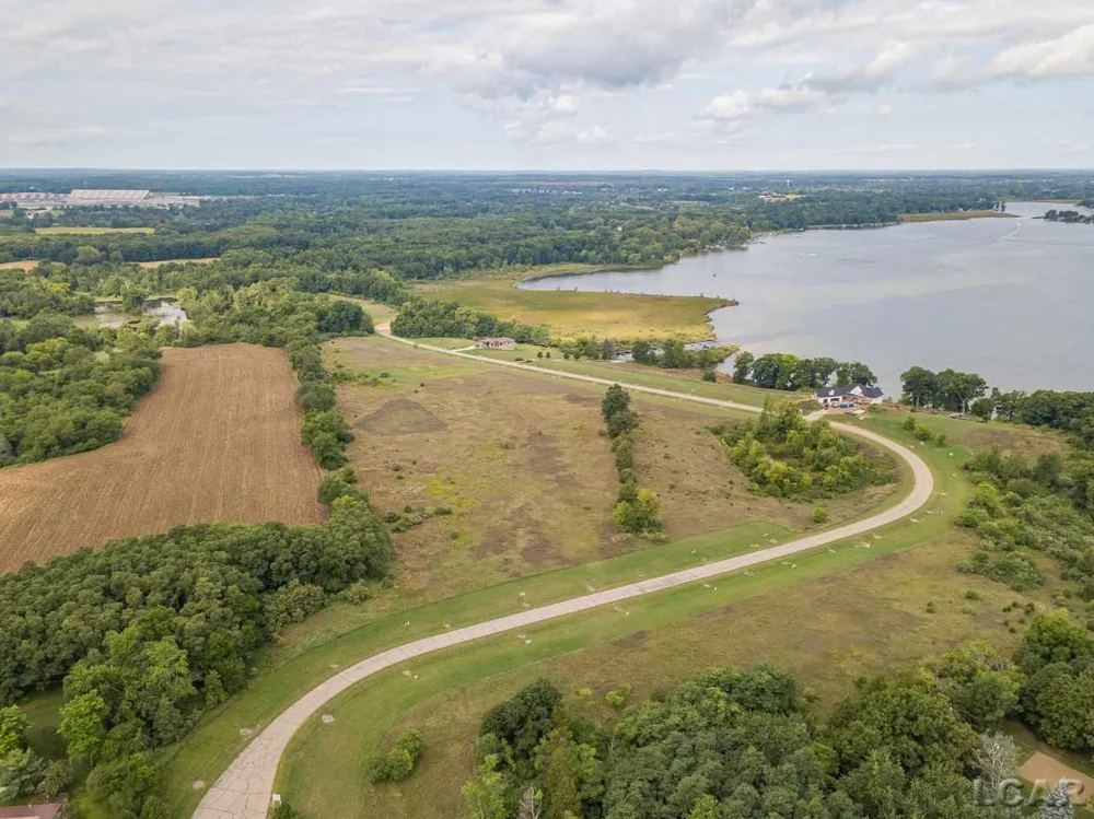 109 Bloomfield Boulevard Cambridge Township, MI 49230