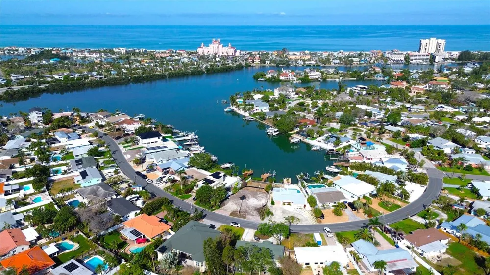 3738 BELLE VISTA DRIVE E St Pete Beach, FL 33706