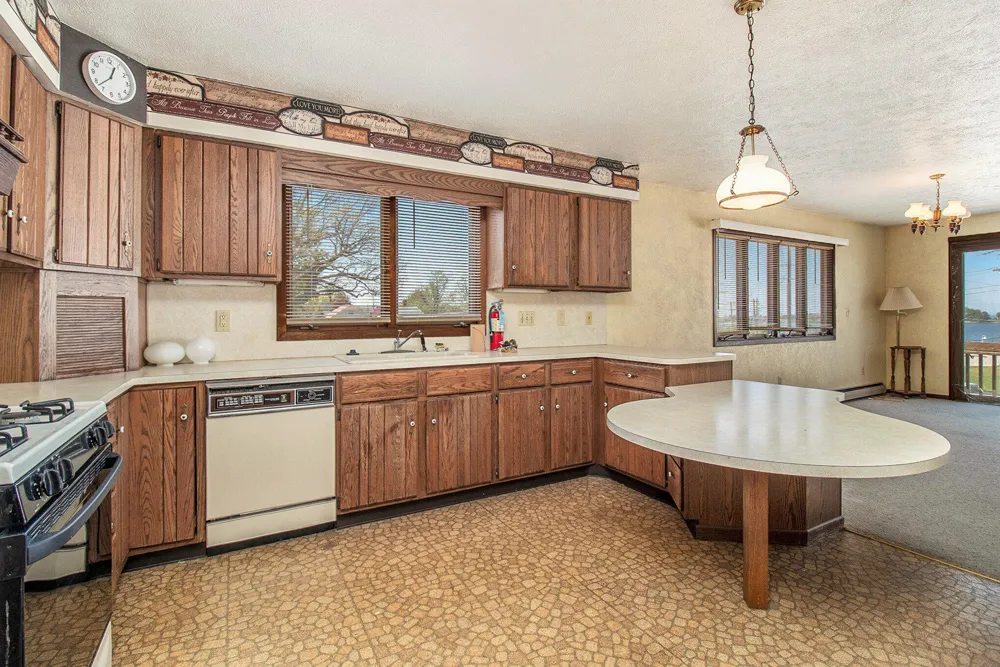 929 S Washington Avenue Ludington City, MI 49431
