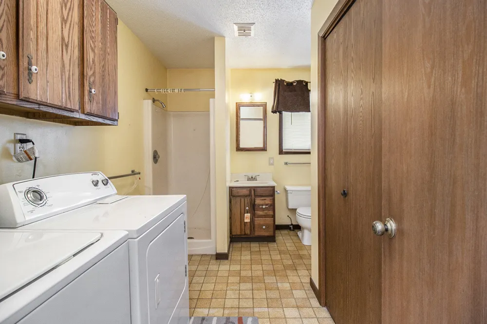 929 S Washington Avenue Ludington City, MI 49431