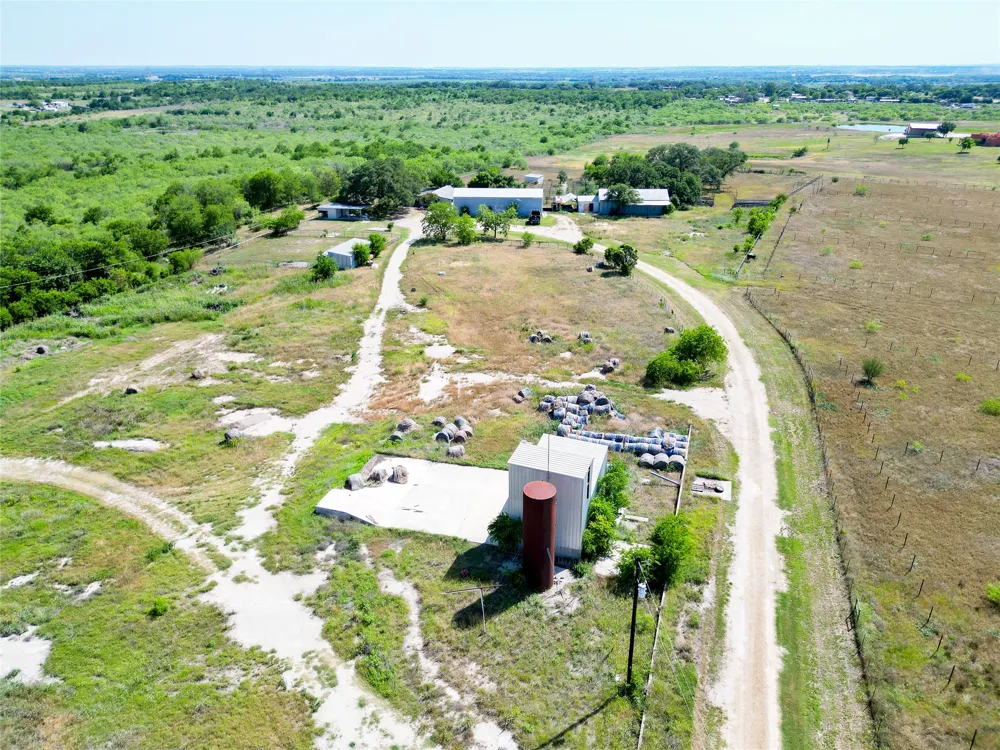 2143 Fm 1966 Maxwell, TX 78656