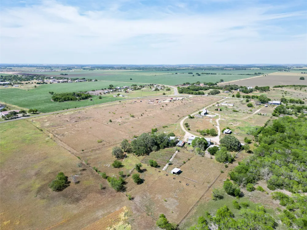 2143 Fm 1966 Maxwell, TX 78656