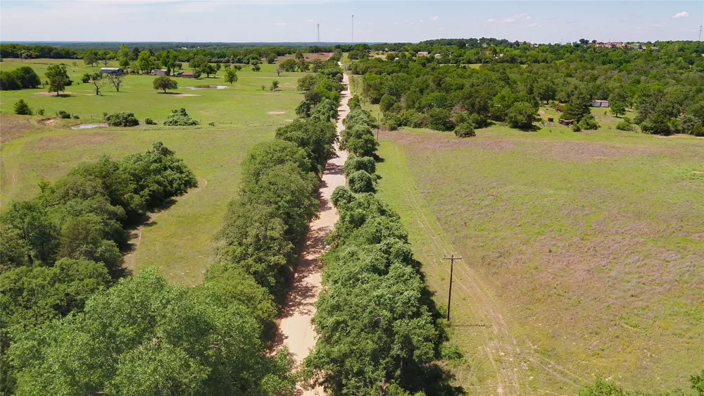 CR 330 Milano, TX 76556