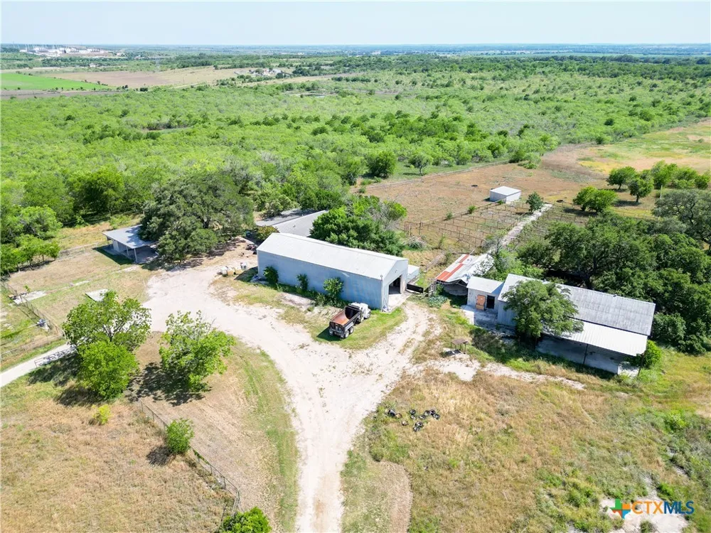 2143 Fm 1966 Maxwell, TX 78656