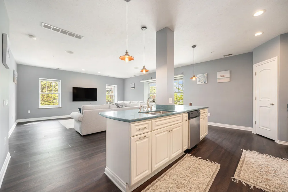 327 State Street ##2 St Joseph City, MI 49085