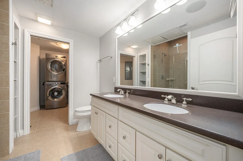 327 State Street ##2 St. Joseph, MI 49085