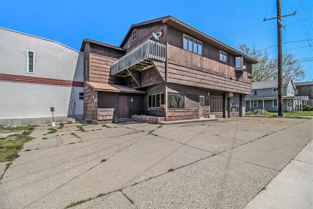 929 S Washington Avenue Ludington, MI 49431