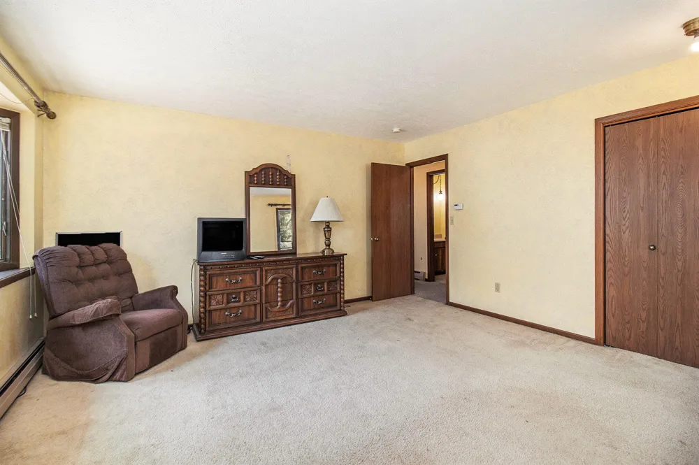 929 S Washington Avenue Ludington, MI 49431