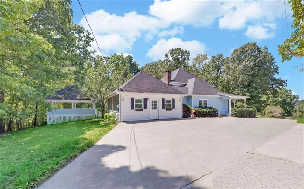 7514 Appalachian Highway Mineral Bluff, GA 30559