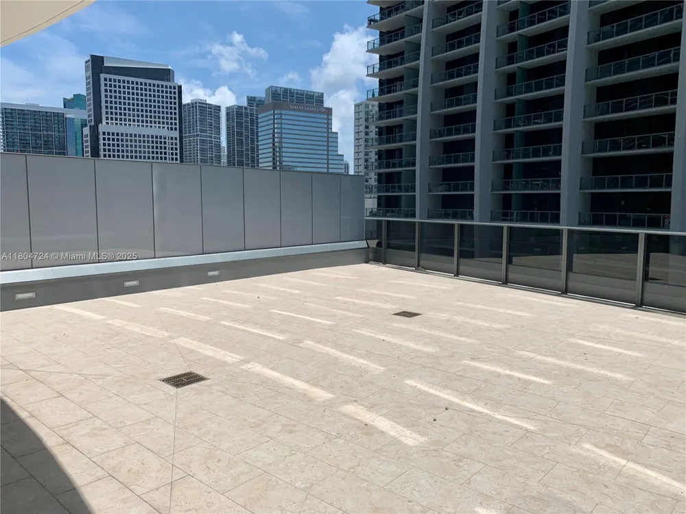 1000 Brickell Plz #1805 Miami, FL 33131