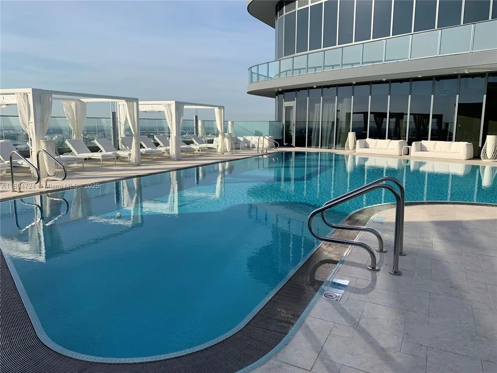 1000 Brickell Plz #1805 Miami, FL 33131