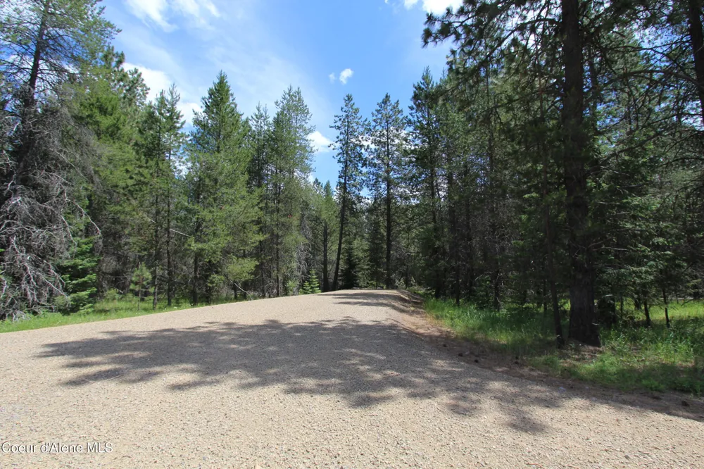 NKA Haughey Dr, Lot 10 Cocolalla, ID 83813