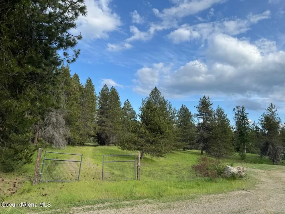 NKA Haughey Dr, Lot 10 Cocolalla, ID 83813