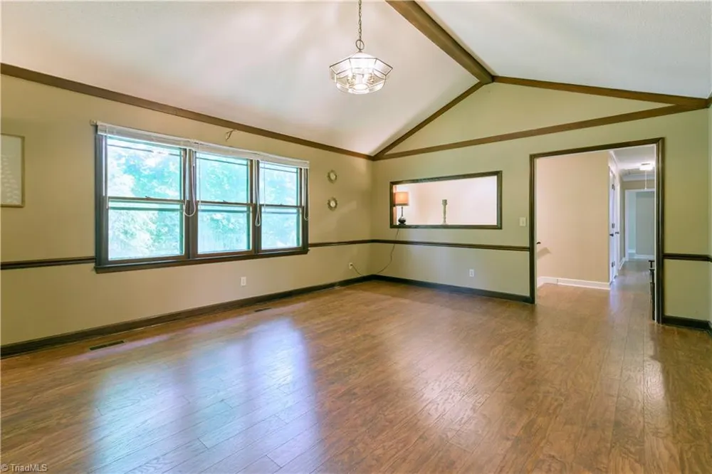 1625 Eagle Crest Drive Pfafftown, NC 27040
