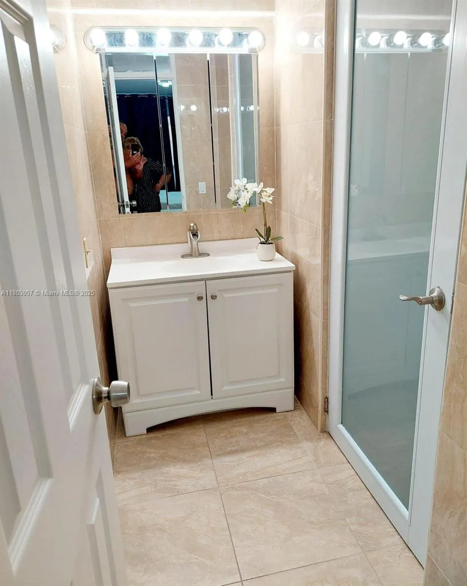 4429 Isla Verde #1002 