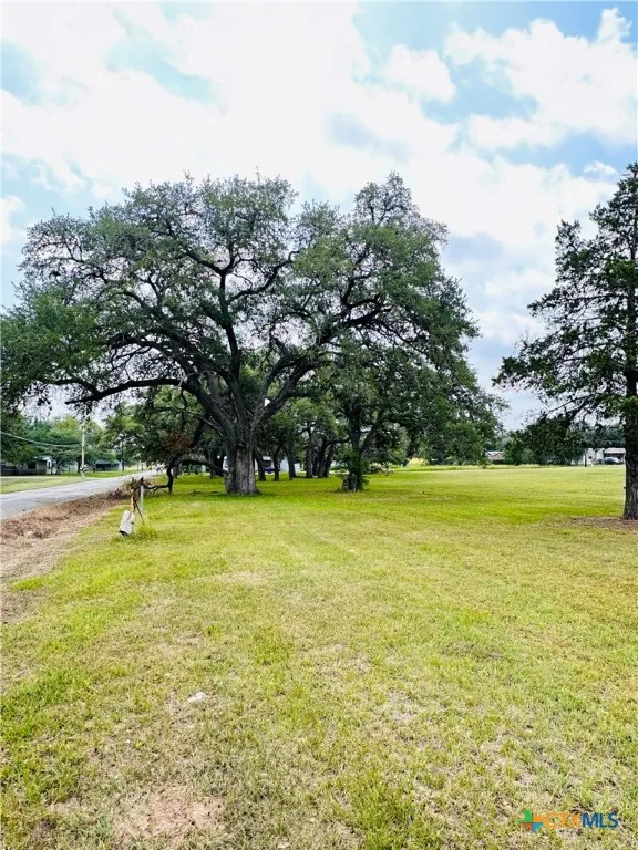 510 Pat Cleburne Street Yoakum, TX 77995