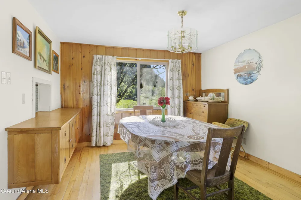 4345 Wilcox Road Northport, WA 99157
