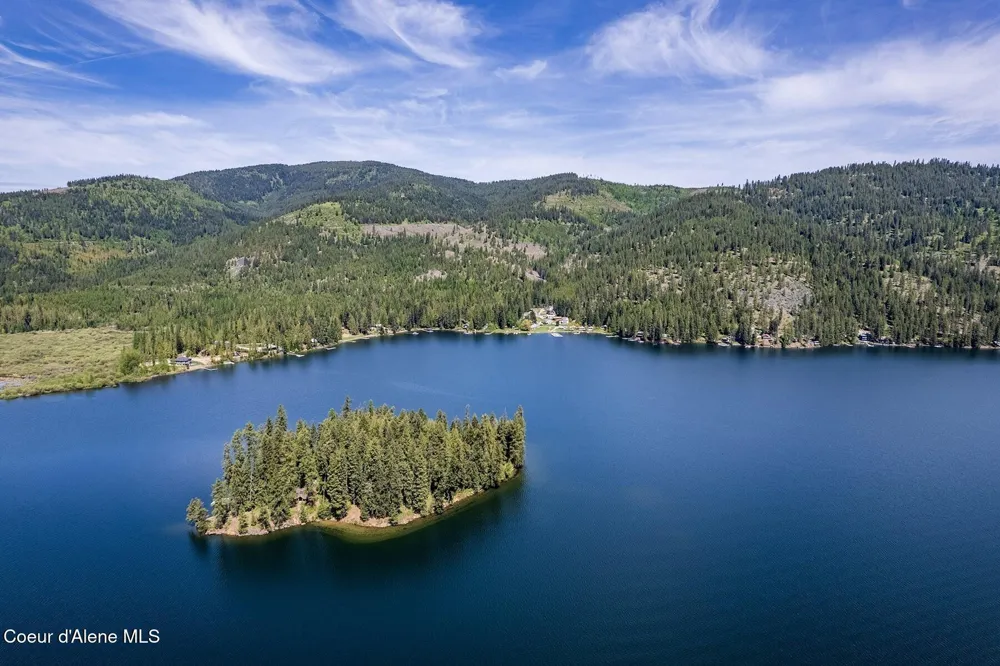 29955 Isle View Road Spirit Lake, ID 83869