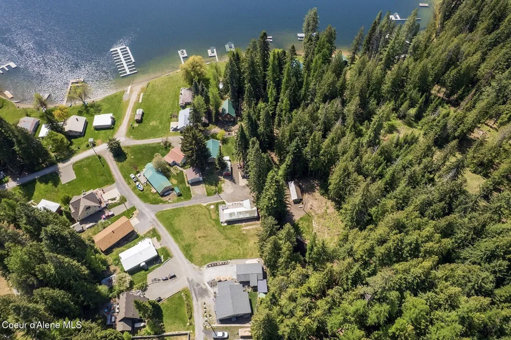 29955 Isle View Road Spirit Lake, ID 83869