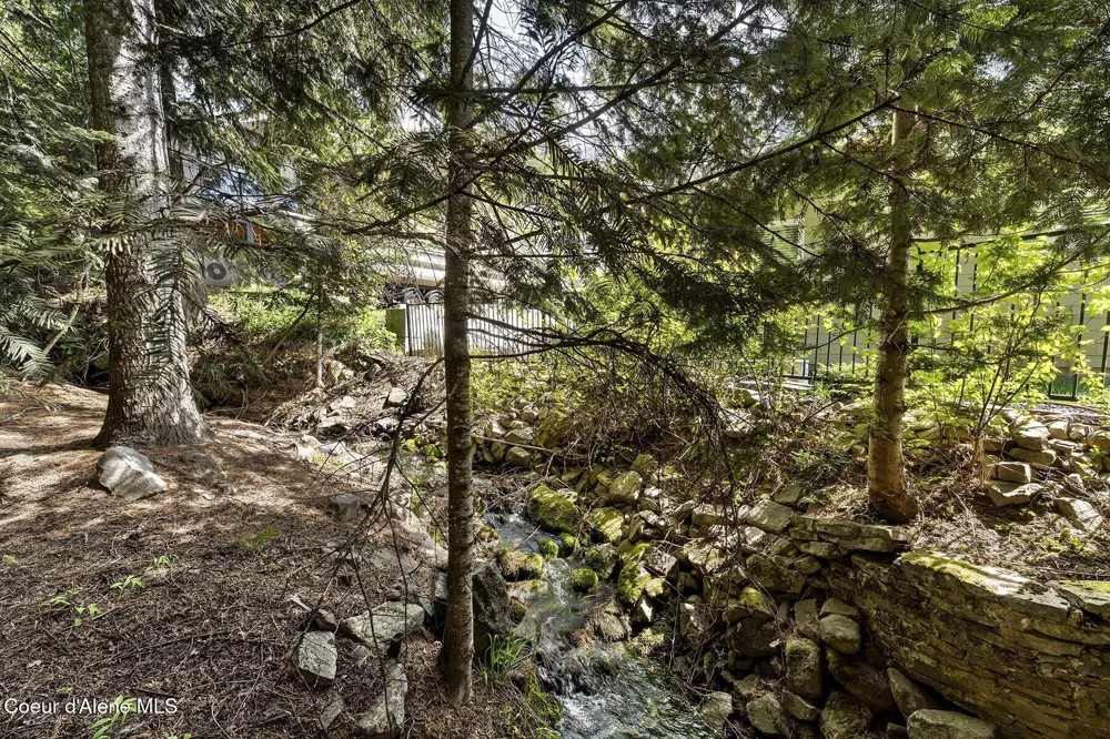 29955 Isle View Road Spirit Lake, ID 83869
