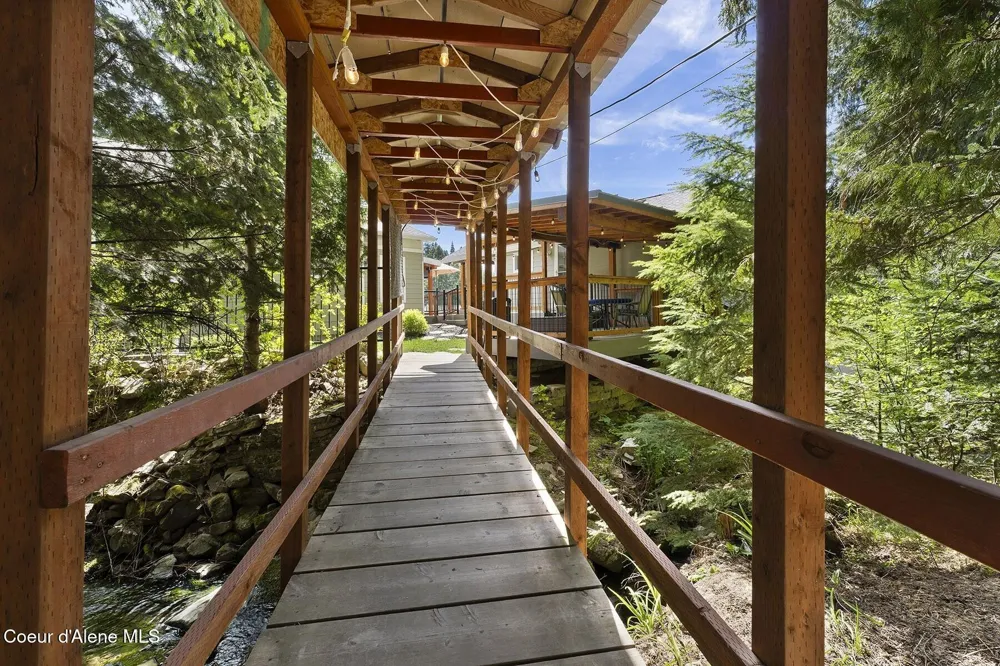 29955 Isle View Road Spirit Lake, ID 83869