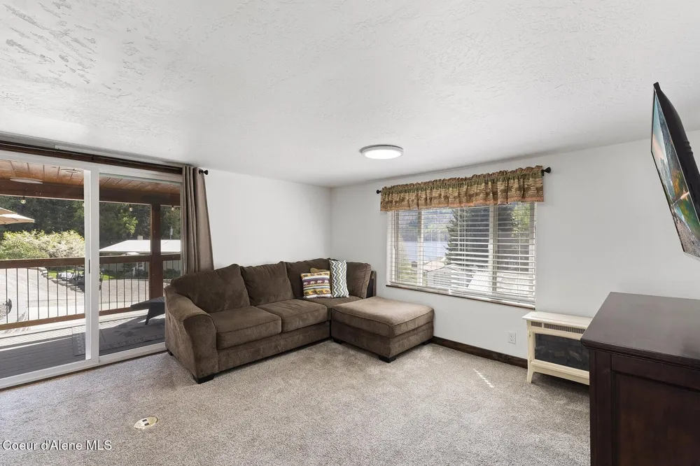 29955 Isle View Road Spirit Lake, ID 83869