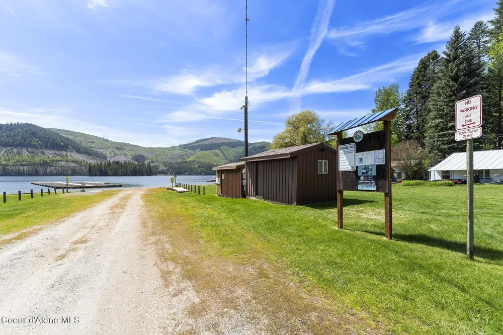 29955 Isle View Road Spirit Lake, ID 83869