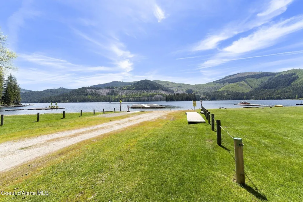 29955 Isle View Road Spirit Lake, ID 83869