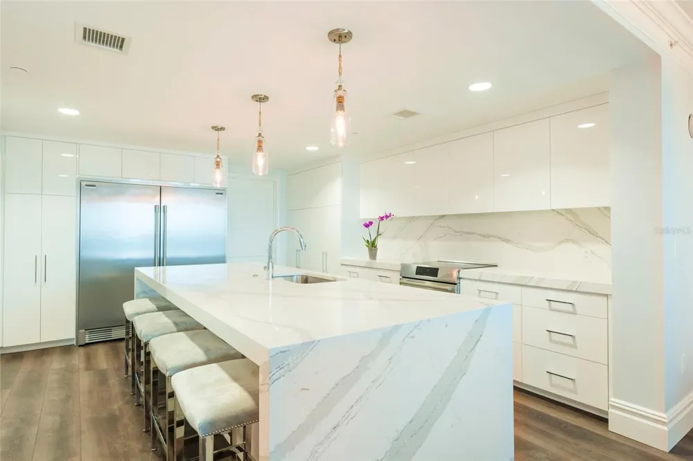 301 S GULFVIEW BOULEVARD #304 Clearwater Beach, FL 33767