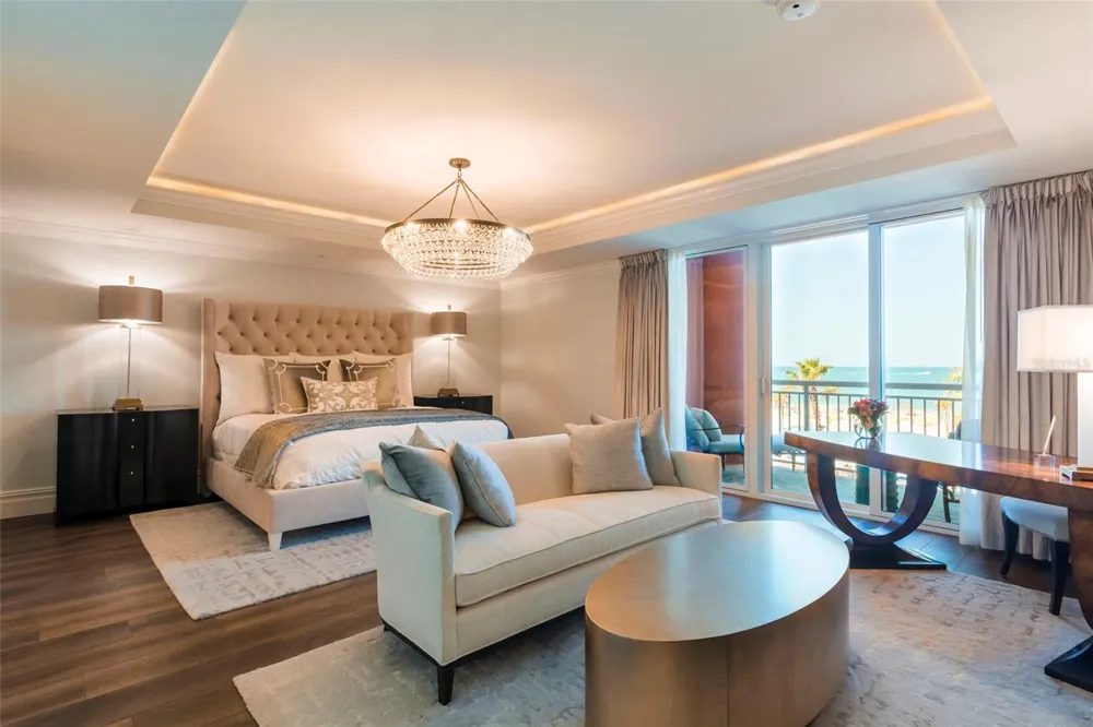 301 S GULFVIEW BOULEVARD #304 Clearwater Beach, FL 33767