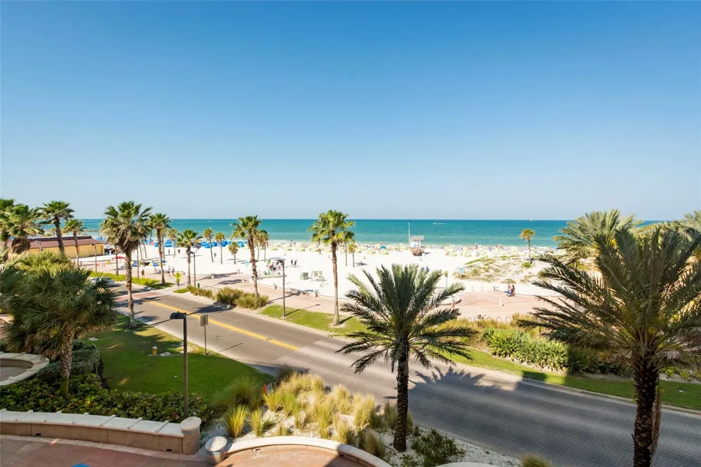 301 S GULFVIEW BOULEVARD #304 Clearwater Beach, FL 33767